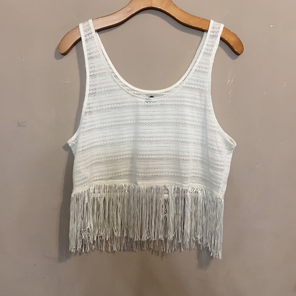 H&M Divided Fringe Tank Top - Picture 3 of 4